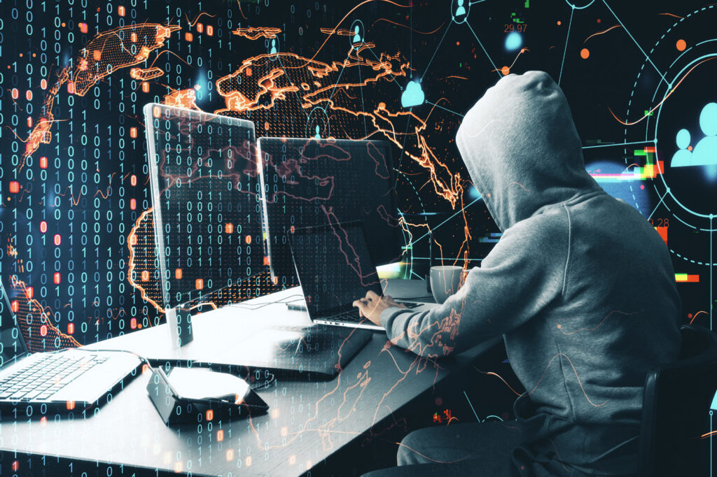 اداره ملی مبارزه با جرایم سایبری تمام وسایلی را که در این سرقتهای آنلاین استفاده شده بود، ضبط کرده است