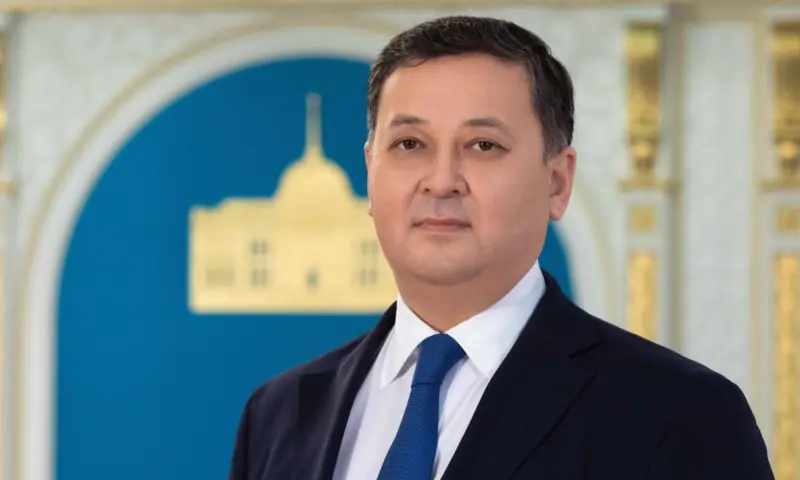 معاون صدراعظم قزاقستان برای یک سفر دو روزه وارد پاکستان شد