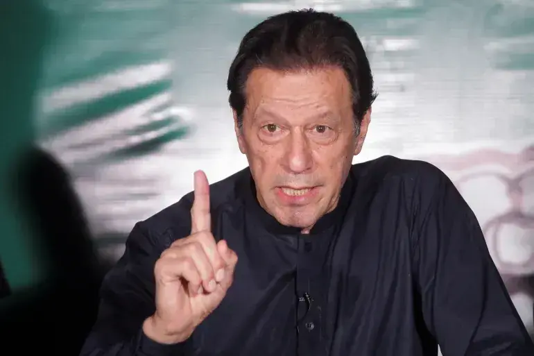 گفتار سیاسی خطرناک؛ چگونه سخنان عمران خان مبارزه پاکستان علیه تروریزم را تضعیف میکند