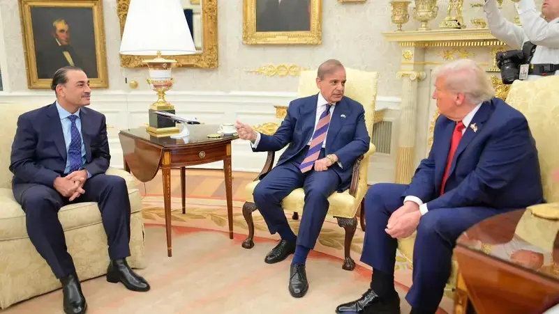 ملاقات دونالد ترامپ با شهباز شریف و عاصم منیر در قصر سفید