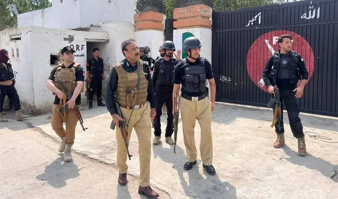 پولیس ایالت خیبر پختونخوا پس از حمله انتحاری به یک مقر نظامی در شهر بنو، در تاریخ ۲ سپتامبر ۲۰۲۵، در عملیات نظامی شرکت کردهاند