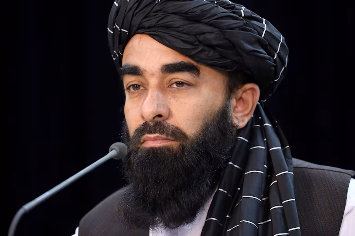 سخنگوی طالبان، ذبیحالله مجاهد، خواستار تعامل عقلانی با ایالات متحده شد و بر حاکمیت افغانستان تأکید کرد