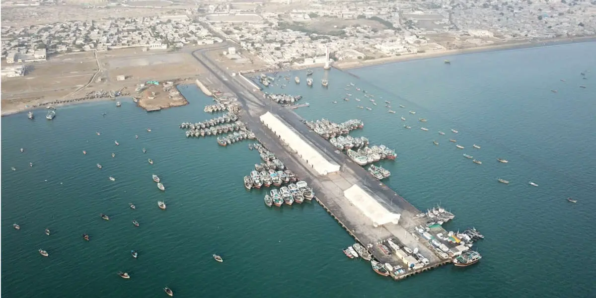 پاکستان و چین بر سر همکاریهای بحری توافق کردند؛ بندر گوادر بهعنوان مرکز تجارت منطقهای بررسی میشود