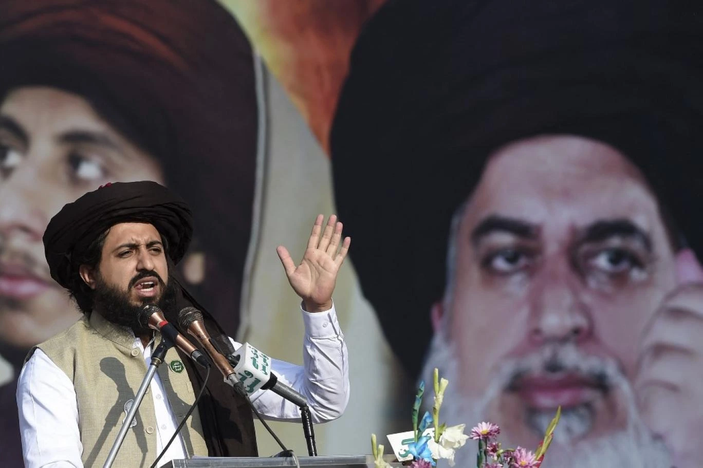 دولت پاکستان بر تحریک لبیک ممنوعیت وضع کرده و این گروه را یک سازمان غیرقانونی اعلام کرده است