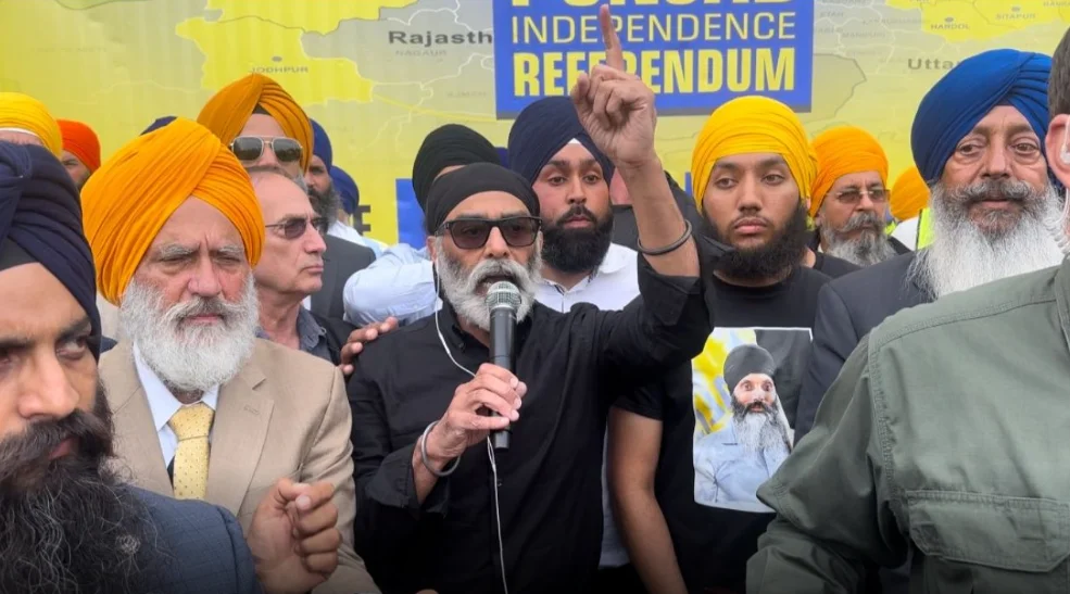 در هند میلیون‌ها سیک زندگی می‌کنند، اما آنان برای ایجاد یک کشور مستقل به نام «خالصتان» جنبش خالصتان را آغاز کرده‌اند.