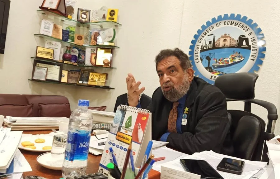 او گفته است که تجارت در مرز برای اقتصاد هر دو کشور میلیاردها روپیه منفعت دارد، اما اکنون با یک بحران بزرگ روبه‌رو شده است.