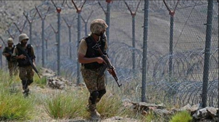 بسته شدن مرز افغانستان و پاکستان پیامدهای اقتصادی و اجتماعی گسترده‌ای برای کابل داشت