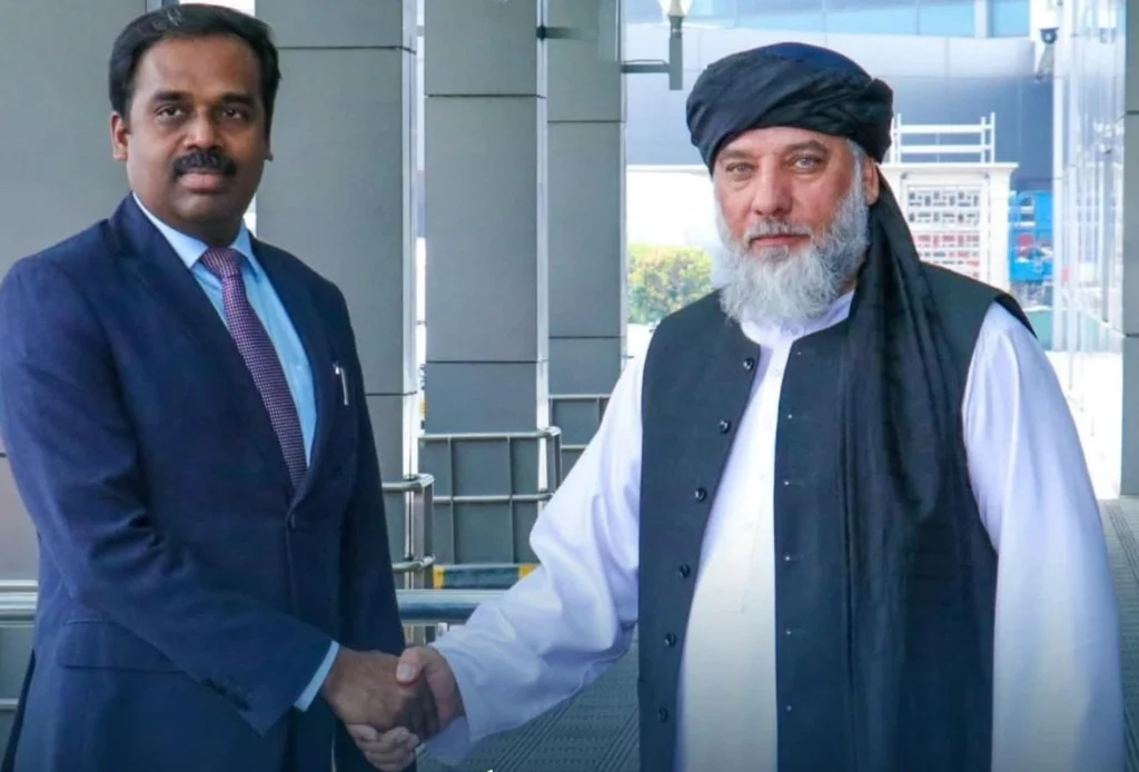 در حالی که هند کابل را به سوی خود میخواند، سیاست طالبان با تضادهای درونی خویش مواجه است