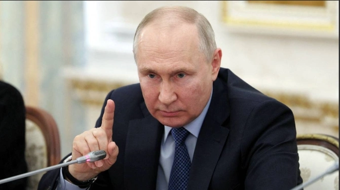 پوتین تأکید می‌کند امارت اسلامی بر افغانستان تسلط کامل دارد و تعامل جهانی باید افزایش یابد