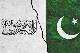 تصویری که تنش میان پاکستان و افغانستان را از طریق بیرق‌ها نشان می‌دهد