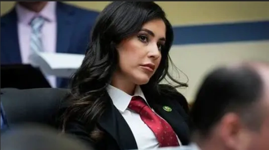 بحث قانون‌گذاران امریکایی درباره قطع کمک‌ها به طالبان و ارزیابی تحلیلگران از واقعیت این تصمیم