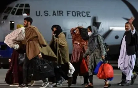 افزایش بازداشت پناهجویان افغان در آمریکا و نگرانی‌ها درباره تعلیق پرونده‌های اقامتی آنان