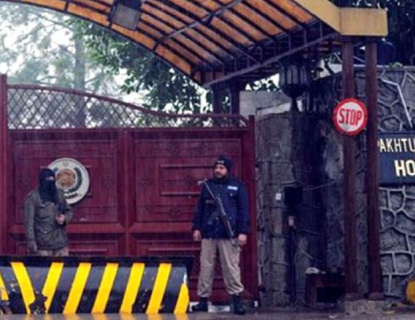 نشست خانۀ خیبرپختونخوا نشان داد که تحریک انصاف با چالش‌های جدی درون‌حزبی و کاهش اعتماد عمومی روبه‌رو است