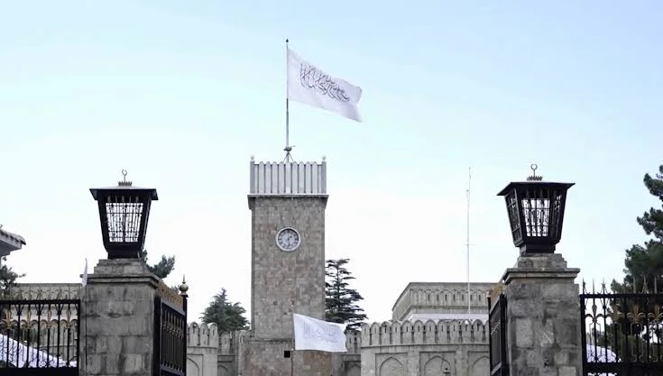 رهبر طالبان در جریان عید، اظهاراتی سرکشانه مطرح کرد در حالی که پاکستان توقف موقت عملیات را اعلام کرد