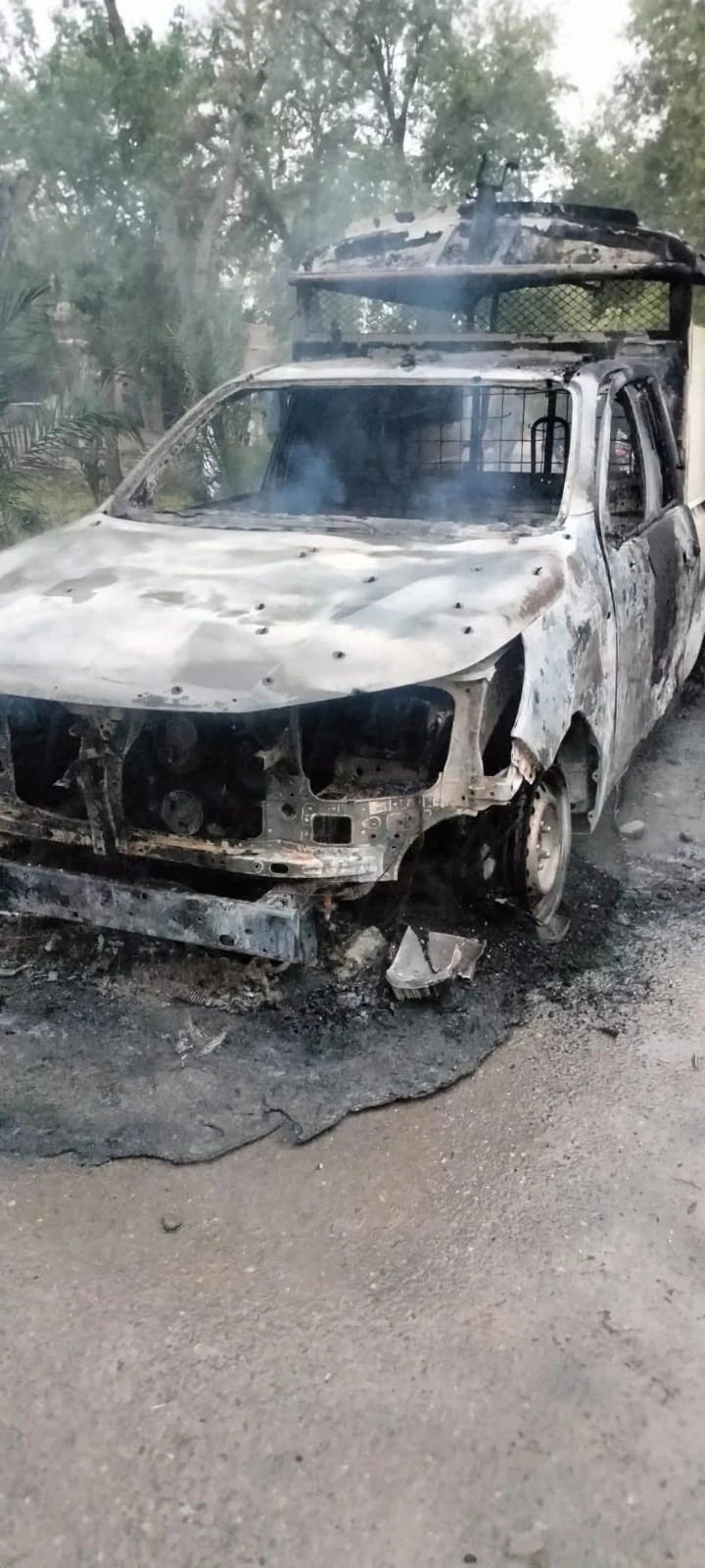 حمله تروریستی به ون پلیس در بنو یک افسر را به شهادت رساند