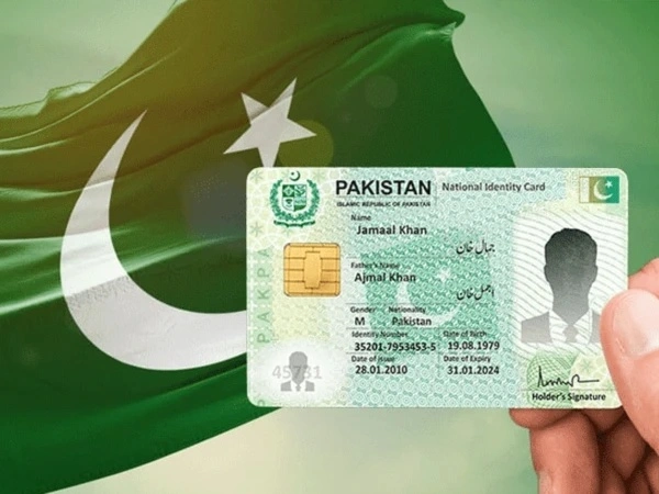 دولت پاکستان باید در سیاست مهاجرتی خود در قبال ملت پشتون بازنگری کند