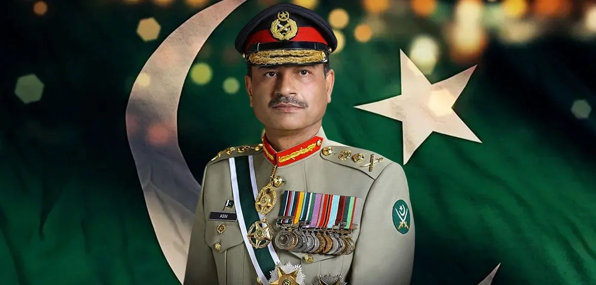 مریم اورنگزیب در حال ستایش از رهبری عاصم منیر در نبرد حق