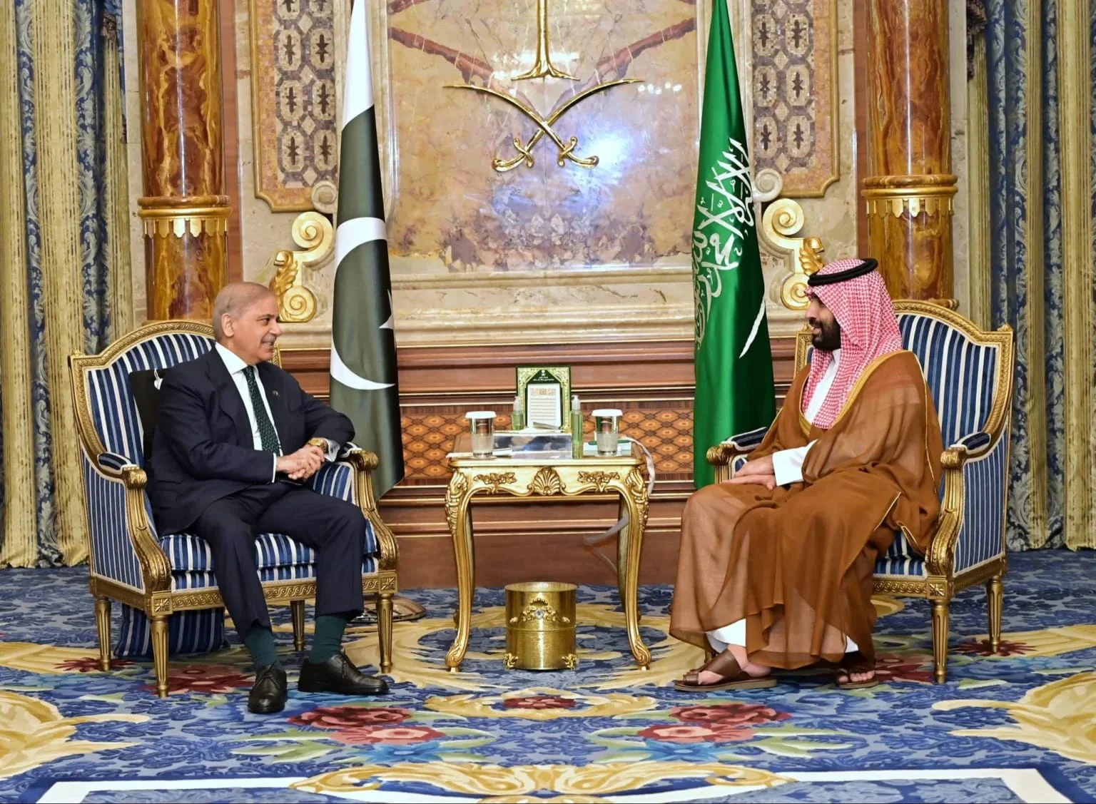 شهباز شریف و محمد بن سلمان در جده درباره صلح منطقه‌ای و همکاری‌ها گفت‌وگو کردند