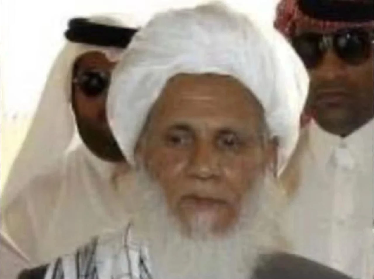 مشاور ارشد هبت‌الله آخندزاده در طالبان، به‌دلیل یک پرونده‌ ادعایی رشوه‌خواری در قندهار، بازداشت شده است