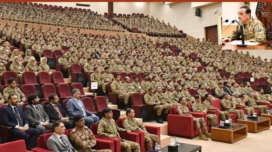 فیلد مارشال عاصم منیر از قرارگاه نظامی کویته بازدید کرد و بر آمادگی عملیاتی و آماده‌گی برای جنگ‌های مدرن تأکید نمود۔