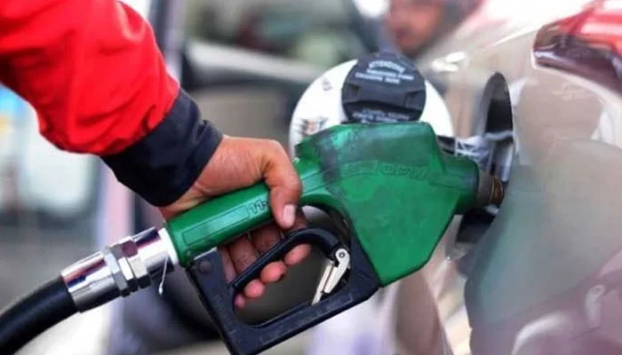 افزایش قیمت پترول در پمپ‌های سوخت پاکستان