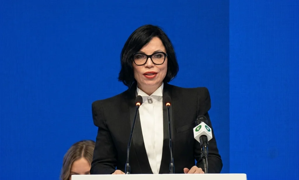 داکتر روکسولانا زیگون، کارشناس روسی امور بین‌الملل، می‌گوید تلاش هند برای تعلیق یک‌جانبه توافق‌نامه آب‌های سند خلاف حقوق بین‌الملل است و استفاده از آب به‌عنوان ابزار سیاسی، صلح و ثبات منطقه را با خطر روبه‌رو می‌سازد.