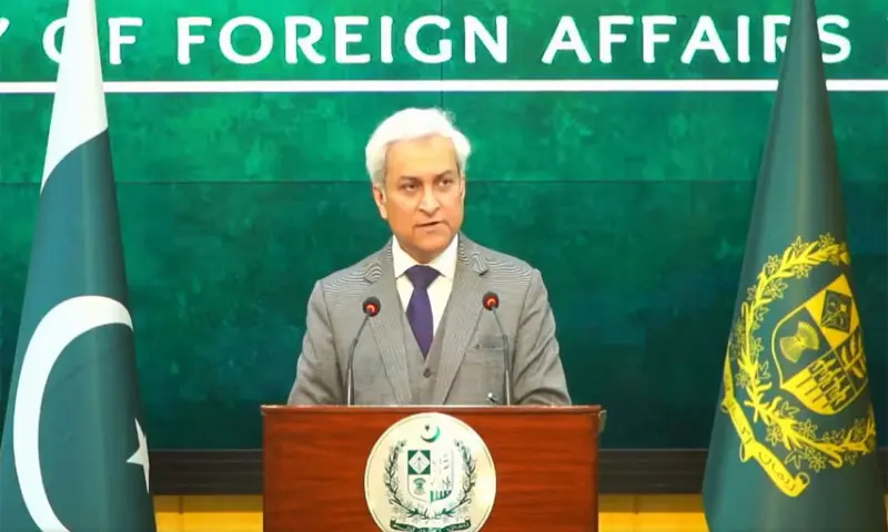 وزارت امور خارجه پاکستان گزارش عفو بینالملل را بیاساس خواند و رد کرد. سخنگوی این وزارت همچنین موضع اسلامآباد را درباره تهدیدهای تروریستی از خاک افغانستان و تحولات دیپلماتیک بینالمللی تشریح کرد