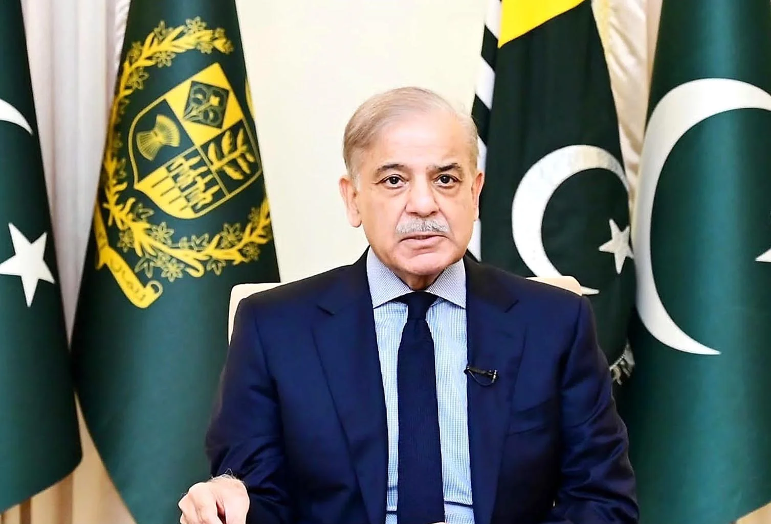 صدراعظم شهباز شریف می‌گوید که راه‌حل مشکلات بلوچستان در گفت‌وگوی بزرگ (گرند دیالوگ) است و فتنه‌الخوارج از یک کشور دشمن منابع دریافت می‌کند
