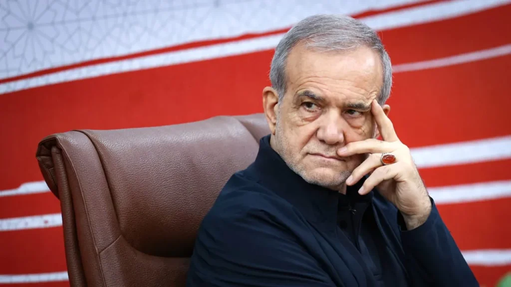 رئیس‌جمهور ایران، مسعود پزشکیان، از احتمال پایان جنگ جاری با امریکا سخن گفته است؛ در همین حال، اظهارات تازه‌ای درباره نیروهای نظامی، دونالد ترامپ و تحریم‌ها نیز منتشر شده است