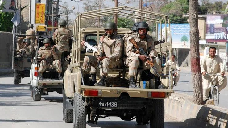 در عملیات مبتنی بر اطلاعات استخباراتی در منطقهٔ کِلی زاییک بلوچستان، ۲ تروریست وابسته به فتنه‌الهند کشته و ۳ تن دیگر زخمی شدند