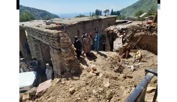 در ولایت لوگر افغانستان، طالبان به تخریب خانه یک خانواده فقیر که از حامیان این گروه بوده، متهم شده‌اند. خانواده آسیب‌دیده از حمایت گذشته خود از طالبان ابراز پشیمانی شدید کرده است