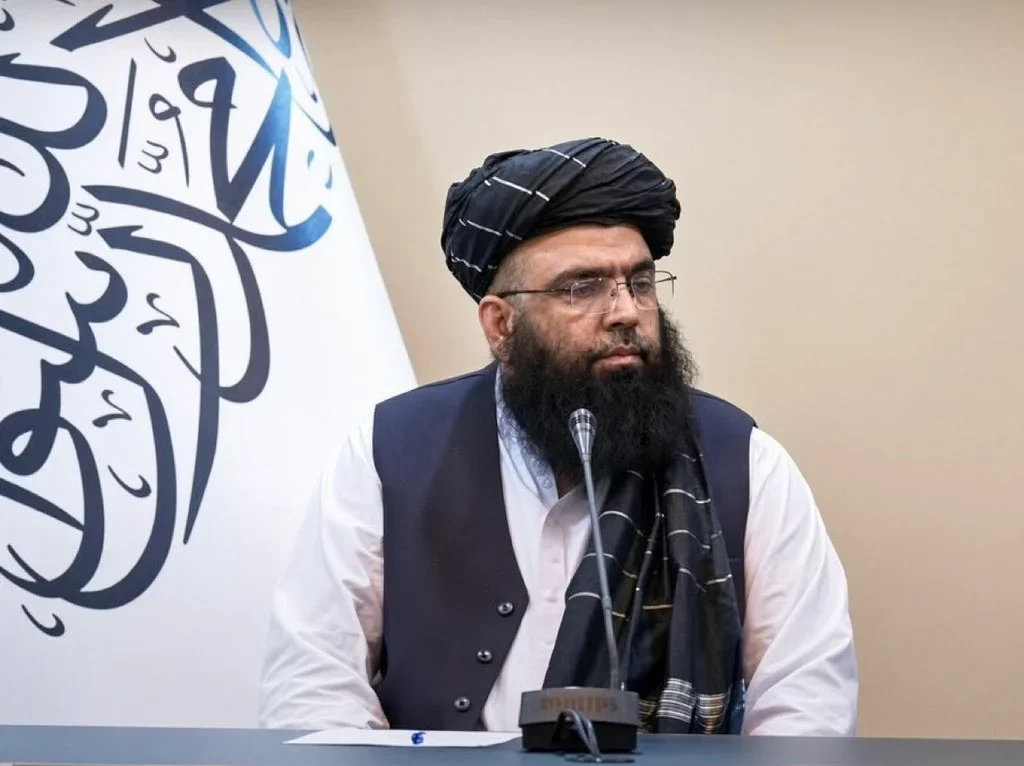 تکذیب سخنگوی ارشد طالبان افغانستان و توجیه حملات از سوی مولوی عبدالکبیر، وزیر پیشین، تناقض کابل را آشکار کرده و موضع پاکستان را تأیید کرده است