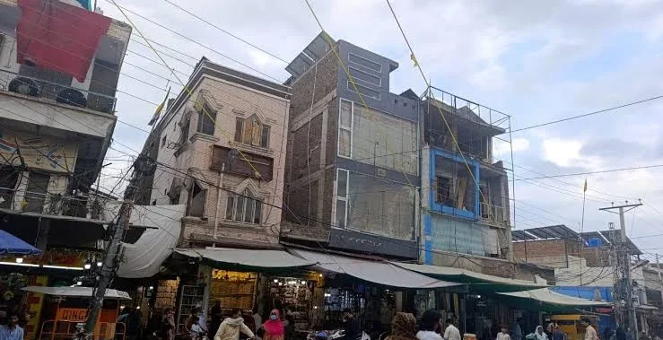 دیدار هیأت سفارت افغانستان با اداره چکوال درباره مزایده ۲۳ دکان