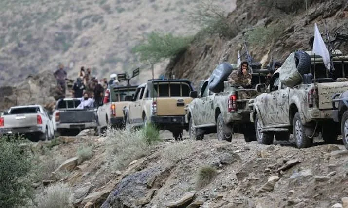 در بدخشان بر مرکز فرماندهی امنیتی طالبان حملهٔ راکتی انجام شد؛ در همین حال، جبهه آزادی افغانستان (AFF) ادعا کرده است که در ولسوالی زیبک، ۴ عضو طالبان کشته و ۷ تن دیگر زخمی شده‌اند