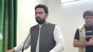 واکنش شدید مردم به اظهارات سیاسی وزیر اعلیٰ خیبرپختونخوا در جریان ابراز همدردی با خانوادههای شهدای کوهاٹ؛ درخواست برای استعفای سهیل آفریدی