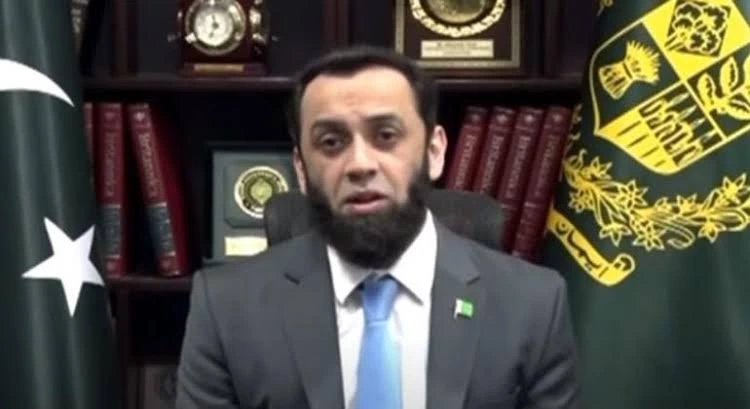 عطاءالله تارار، وزیر اطلاعات فدرال گفت که تعلیق یک‌‌جانبه پیمان سندھ طاس (معاهده آب‌های سند) غیرقانونی است و به هند اجازه داده نخواهد شد از آب به عنوان سلاح استفاده کند