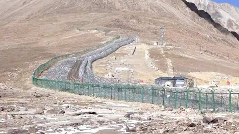 بر اساس افغانستان اینترنشنال، چین به دلیل تلاش مبنایی برای نفوذ در نزدیکی دهلیز واخان، به پرسونل طالبان افغان هشدار داده است که منطقه را ترک کنند.
